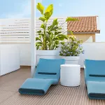 아파트 Dimora Zahira Your Italian Escape In Steps From The Sea 마리나디라구사