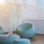 Dimora Zahira Your Italian Escape In Steps From The Sea 마리나디라구사