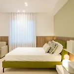 아파트 Dimora Zahira Your Italian Escape In Steps From The Sea
