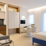 Dimora Zahira Your Italian Escape In Steps From The Sea 아파트 *