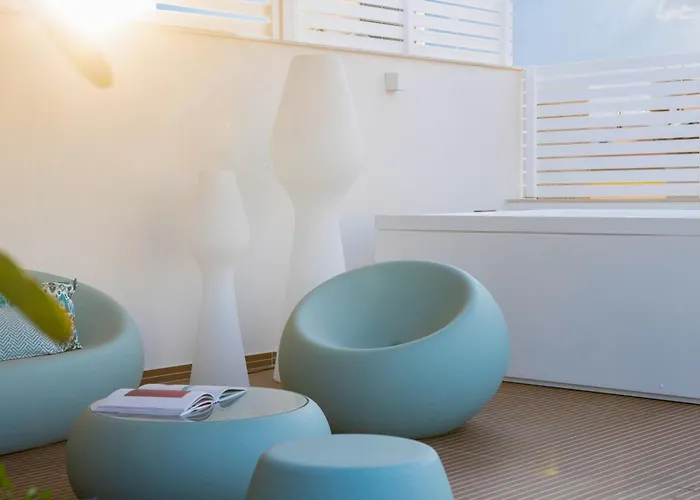 Dimora Zahira Your Italian Escape In Steps From The Sea Marina di Ragusa